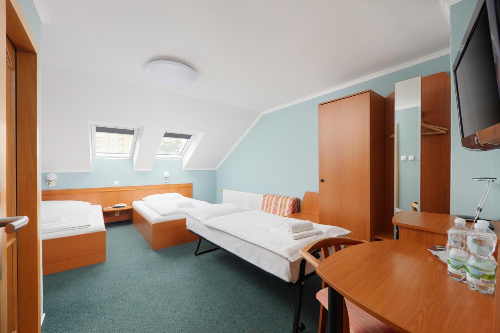 Hotel Nikolas Ostrava Dış mekan fotoğraf