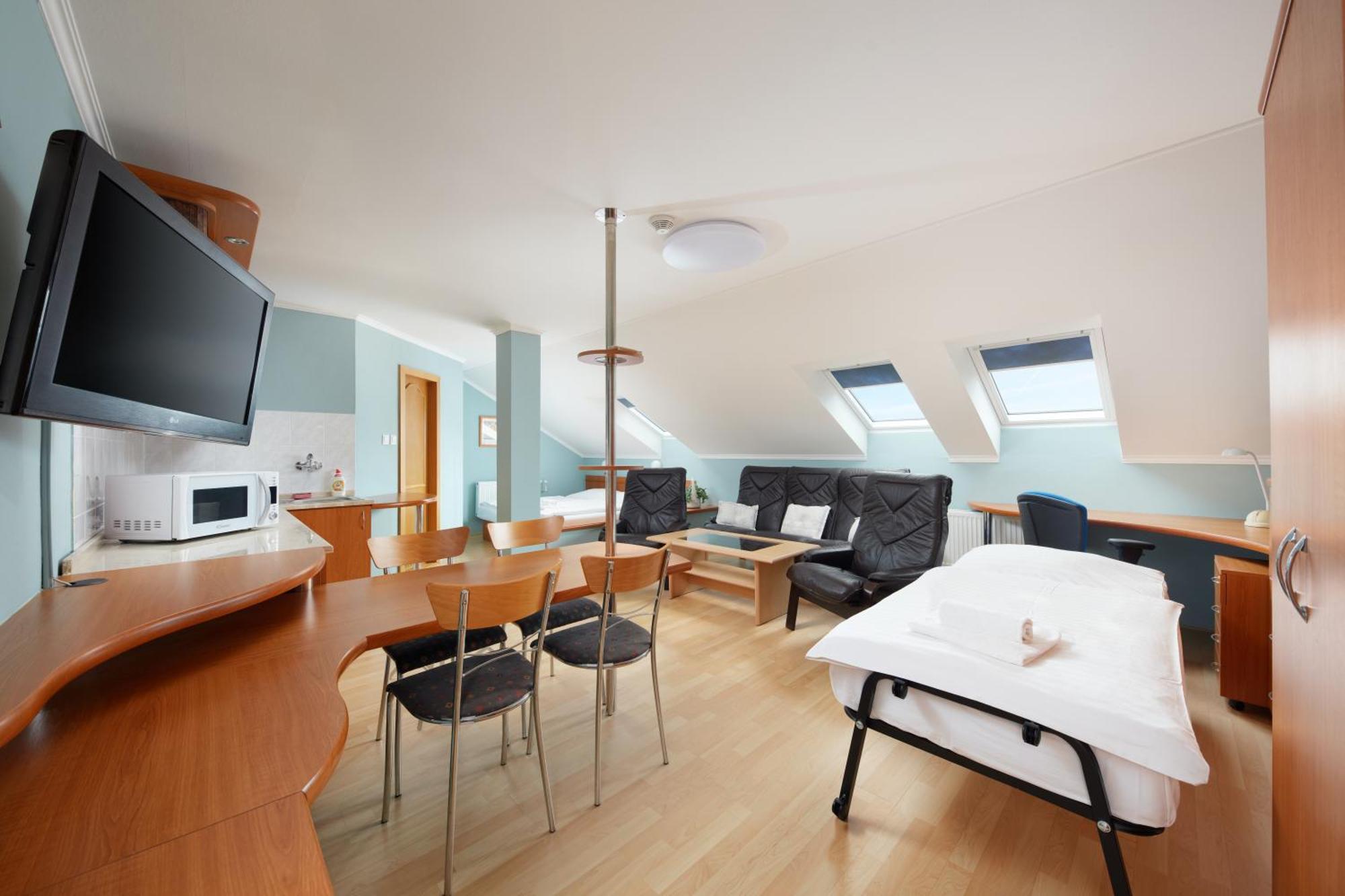 Hotel Nikolas Ostrava Dış mekan fotoğraf