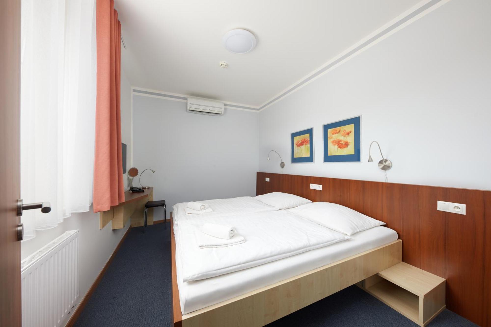Hotel Nikolas Ostrava Dış mekan fotoğraf